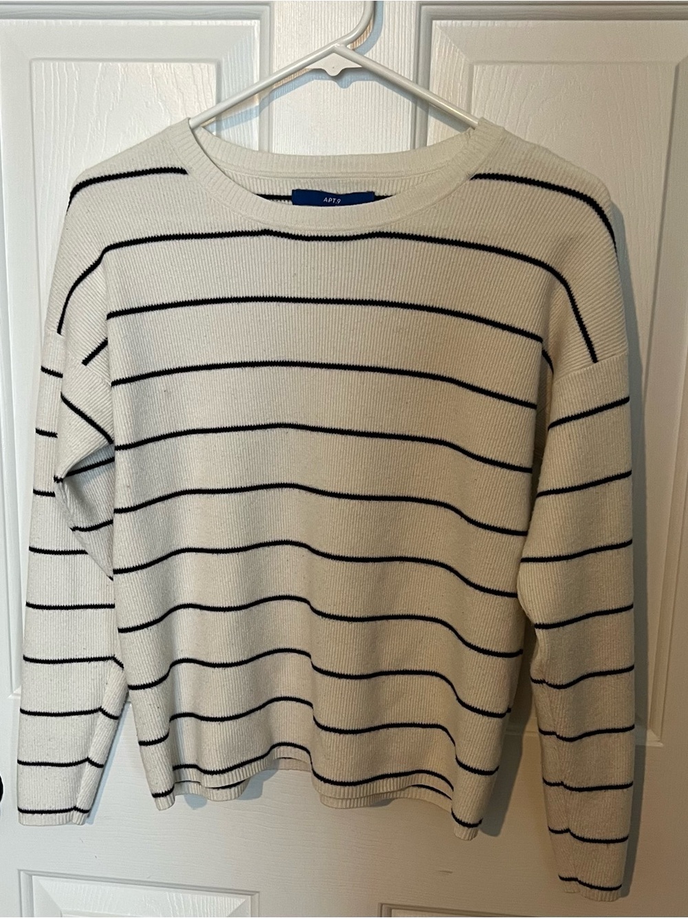 Apt. 9 Classic Striped Soft Knit Sweater - Cream/Black - Small